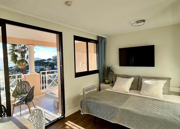 Splendid View In Apartament