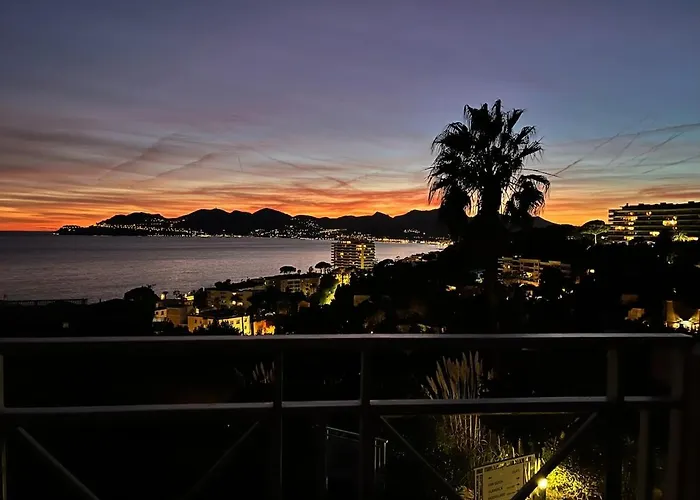 Splendid View In Apartament